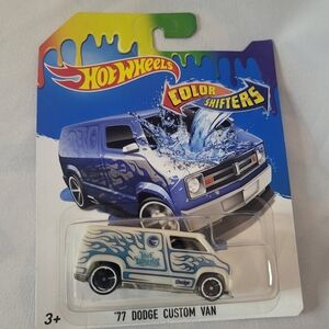 Hot Wheels Color Shifters '77 Dodge Custom Van Treasure Hunt